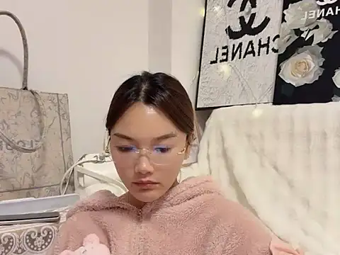 leilei660 online show from 02.05.26