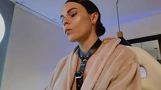 Snapshot of verodeli chatting on 01.31.25 verodeli online show from 01.31.25