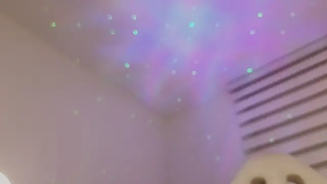 Snapshot of verodeli chatting on 02.28.25 verodeli online show from 02.28.25