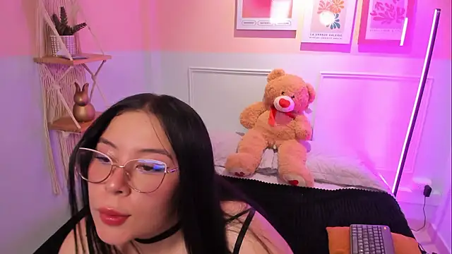 Dafne Grace online show from 02.07.26