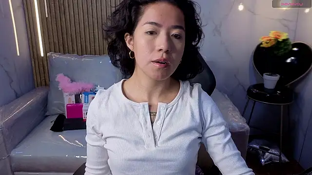 Lynn turner online show from 02.28.26