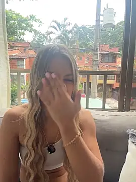 Mia Rosee1 online show from 04.05.26