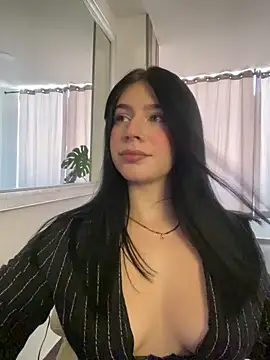 Snapshot of _HannahFox_ chatting on 05.09.26 HannahFox online show from 05.09.26