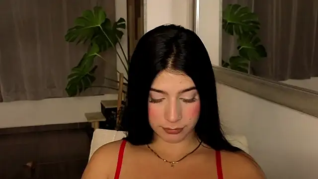 Snapshot of _HannahFox_ chatting on 05.22.26 HannahFox online show from 05.22.26