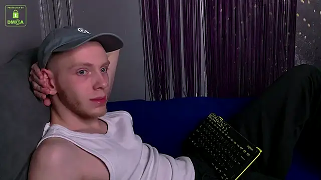 Snapshot of ZidNevil chatting on 02.03.26 ZidNevil online show from 02.03.26