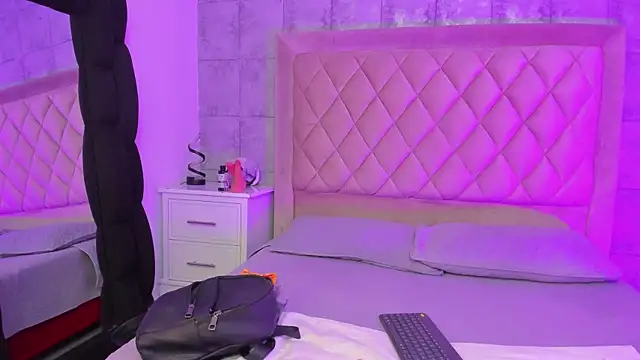 CleoFoxx  online show from 02.09.26