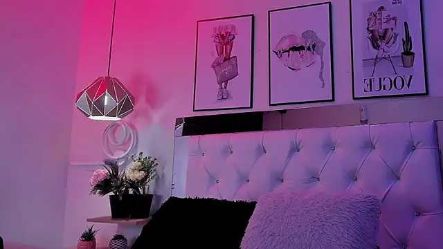 Zoe Hilton online show from 03.15.26