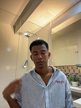 Snapshot of alexander_eros chatting on 02.07.26 alexander eros online show from 02.07.26