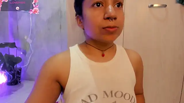 chiarafustox online show from 04.08.26