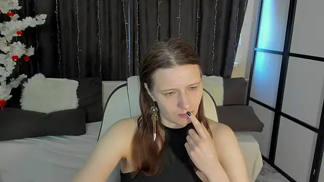 Kathrine Meyer online show from 04.02.26