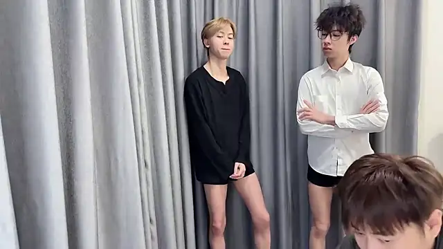 Snapshot of No_1MiaoMiao-Kk chatting on 02.10.26 No 1MiaoMiao-Kk online show from 02.10.26