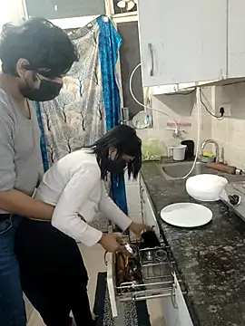 Curvy Simran online show from 02.10.26