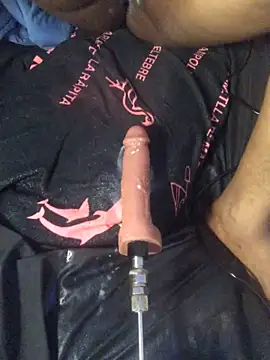 Creamy Kim online show from 03.11.26