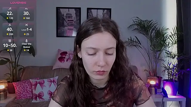 VioletaBloom online show from 02.20.26