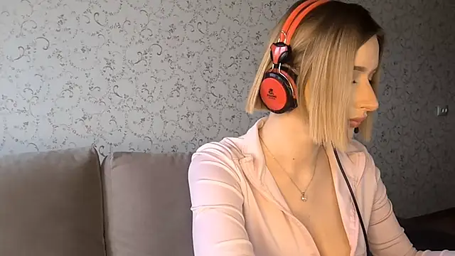 Snapshot of DeliciaBagnoli chatting on 03.19.26 DeliciaBagnoli online show from 03.19.26