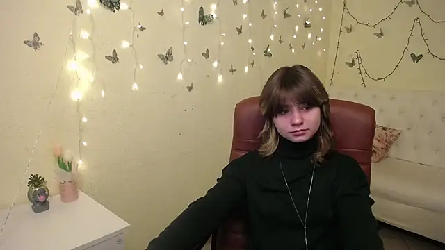 Snapshot of AnnaWest_ chatting on 02.23.26 AnnaWest online show from 02.23.26