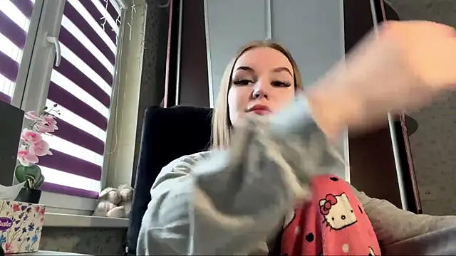 TashiaLupacchino online show from 02.13.26