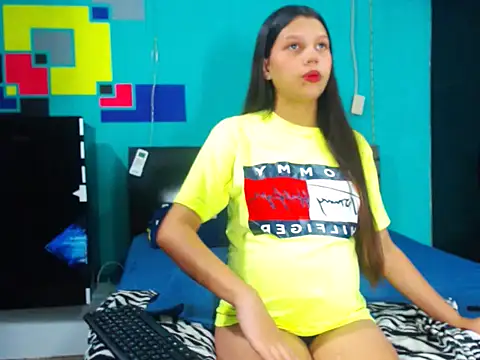 Snapshot of analyn-2027 chatting on 02.22.26 analyn-2027 online show from 02.22.26