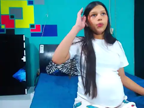 Snapshot of analyn-2027 chatting on 02.26.26 analyn-2027 online show from 02.26.26