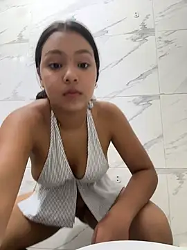 Snapshot of Baby_morena12 chatting on 04.05.26 Baby morena12 online show from 04.05.26