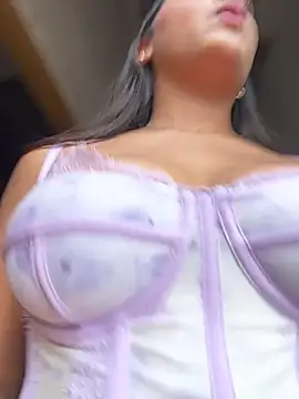 Snapshot of Baby_morena12 chatting on 04.05.26 Baby morena12 online show from 04.05.26