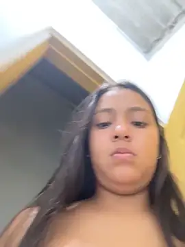 Snapshot of Baby_morena12 chatting on 04.15.26 Baby morena12 online show from 04.15.26