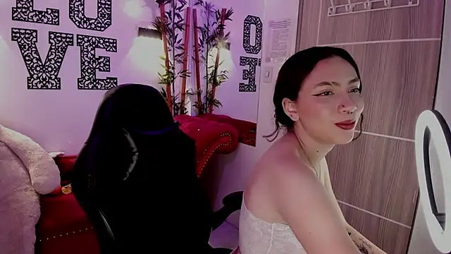 Snapshot of MOLY_KILLER chatting on 02.12.26 MOLY KILLER online show from 02.12.26