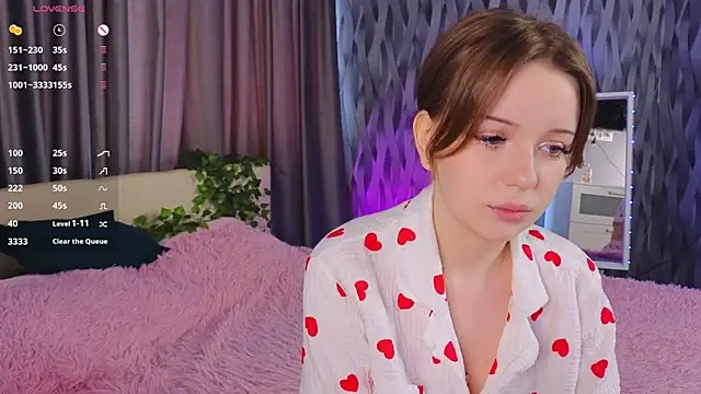 Snapshot of HaggledParasail chatting on 02.20.26 HaggledParasail online show from 02.20.26