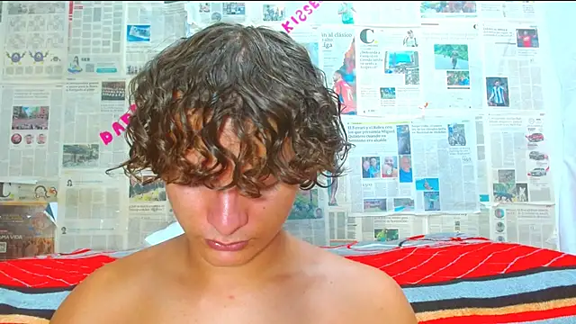 Snapshot of arielnoir6958 chatting on 02.26.26 arielnoir6958 online show from 02.26.26