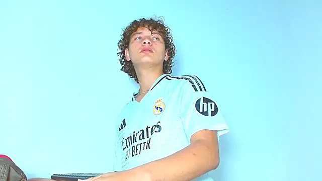 arielnoir6958 online show from 04.18.26