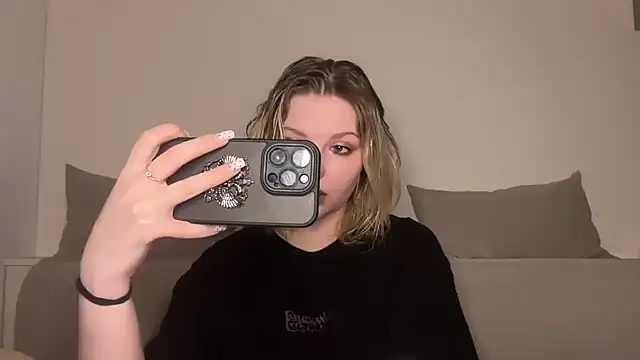 Ophelia Ritz online show from 03.20.26