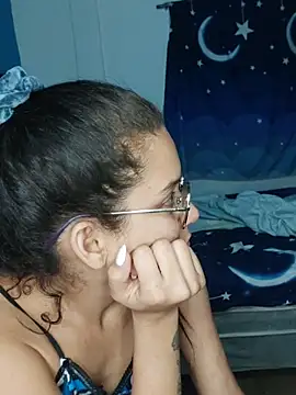 Snapshot of Perla_and_Maikol chatting on 02.18.26 Perla and Maikol online show from 02.18.26