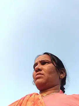 Snapshot of Muskan44s chatting on 05.18.26 Muskan44s online show from 05.18.26