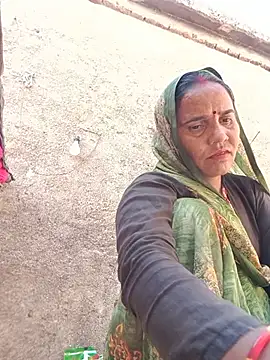 Snapshot of Muskan44s chatting on 05.19.26 Muskan44s online show from 05.19.26