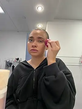 MonicaWestt online show from 04.02.26