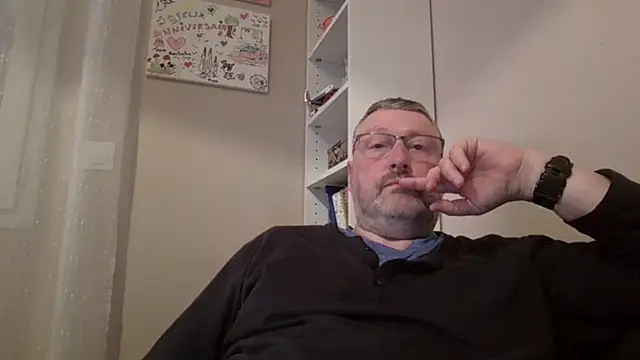 doudou310 online show from 03.10.26