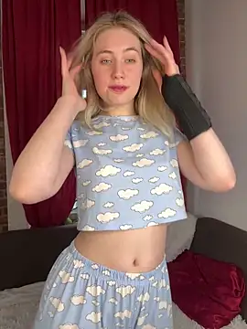 LovelyMiu online show from 03.13.26