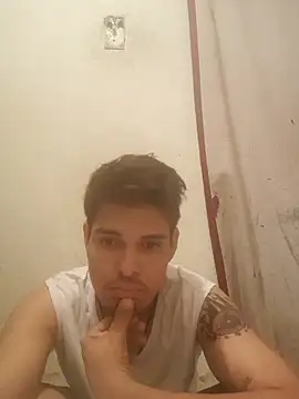 Snapshot of Aguilarcruzkevin31 chatting on 07.19.26 Aguilarcruzkevin31 online show from 07.19.26