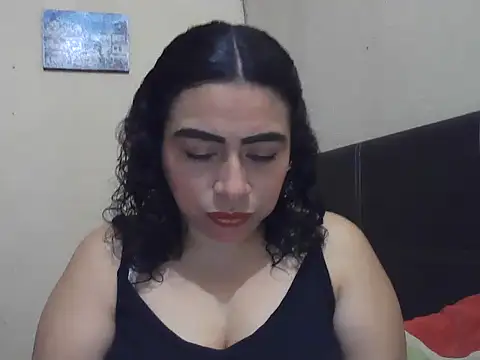 Snapshot of DalilahMx chatting on 02.20.26 DalilahMx online show from 02.20.26