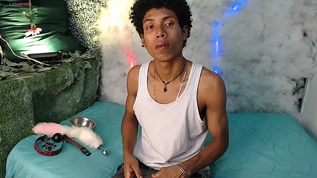 Snapshot of Walkers05 chatting on 03.11.26 Walkers05 online show from 03.11.26