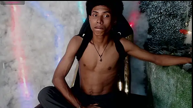 Snapshot of Walkers05 chatting on 03.19.26 Walkers05 online show from 03.19.26