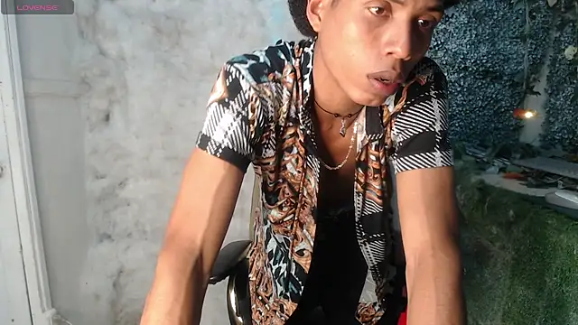 Snapshot of Walkers05 chatting on 03.22.26 Walkers05 online show from 03.22.26