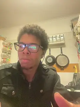 Snapshot of ELPikaPreta chatting on 02.15.26 ELPikaPreta online show from 02.15.26