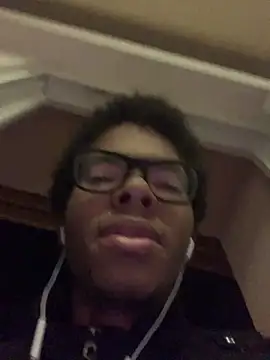 Snapshot of ELPikaPreta chatting on 02.18.26 ELPikaPreta online show from 02.18.26