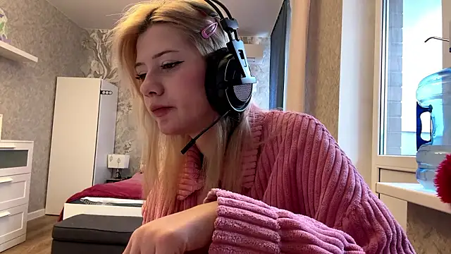 LadyFoxLove online show from 02.08.26