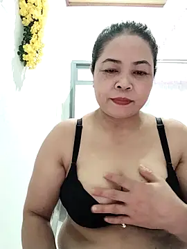 Snapshot of Baby-bigtits2026 chatting on 02.20.26 Baby-bigtits2026 online show from 02.20.26