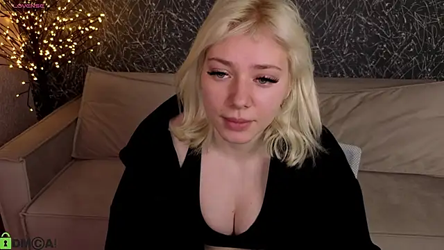 Kate Krose online show from 04.03.26