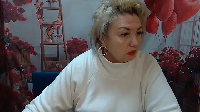 RenataDaster online show from 04.27.26