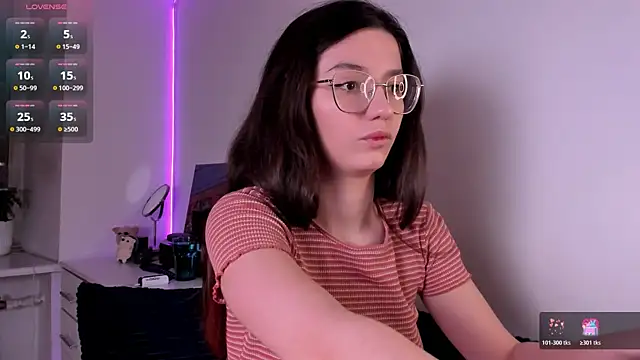 Snapshot of miabellee_ chatting on 03.20.26 miabellee online show from 03.20.26