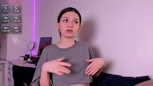 Snapshot of miabellee_ chatting on 03.27.26 miabellee online show from 03.27.26